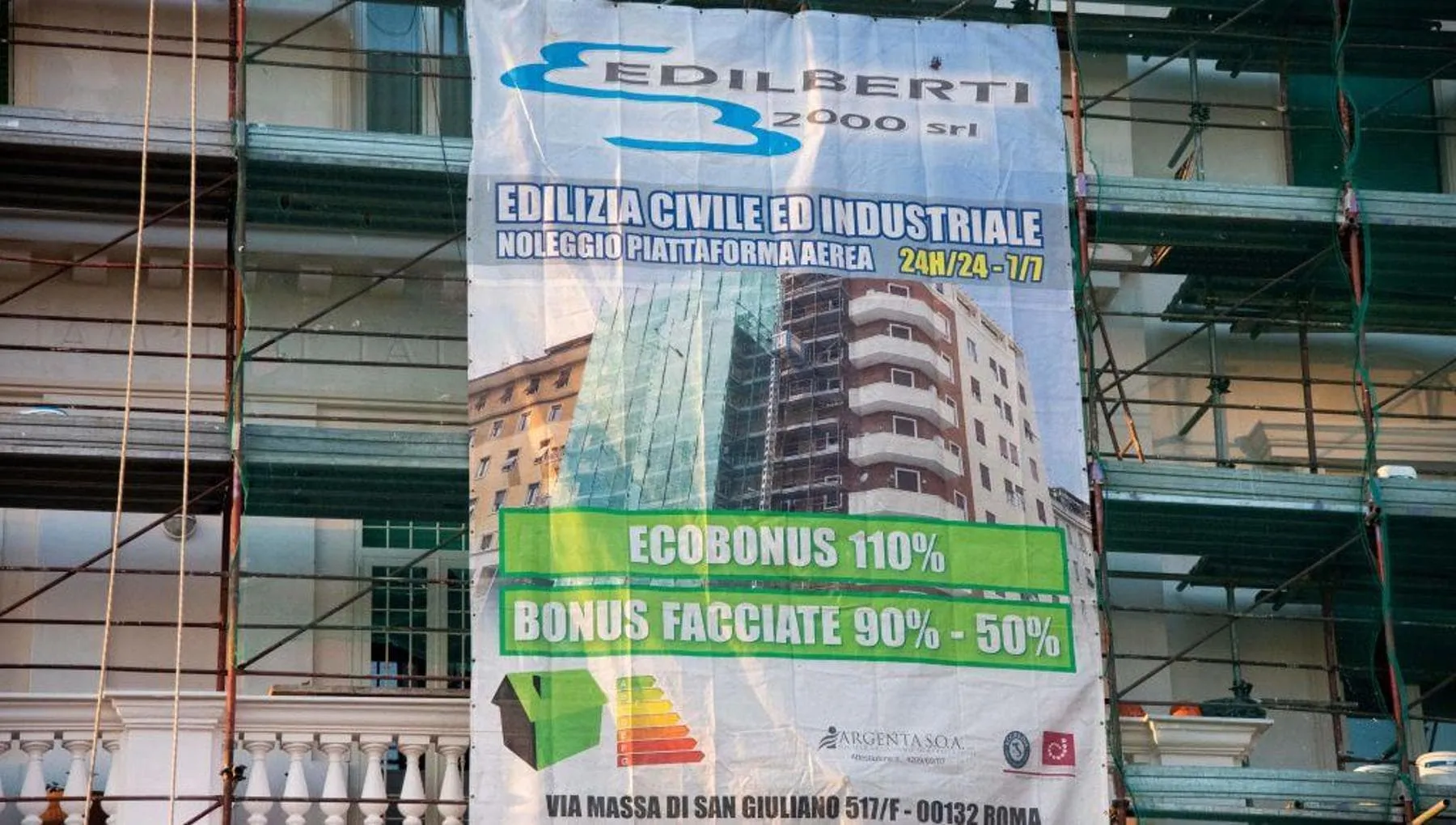 Il futuro che scegliamo di finanziare: gli Usa mettono 170 miliardi sull’IA, l’Italia sul Superbonus