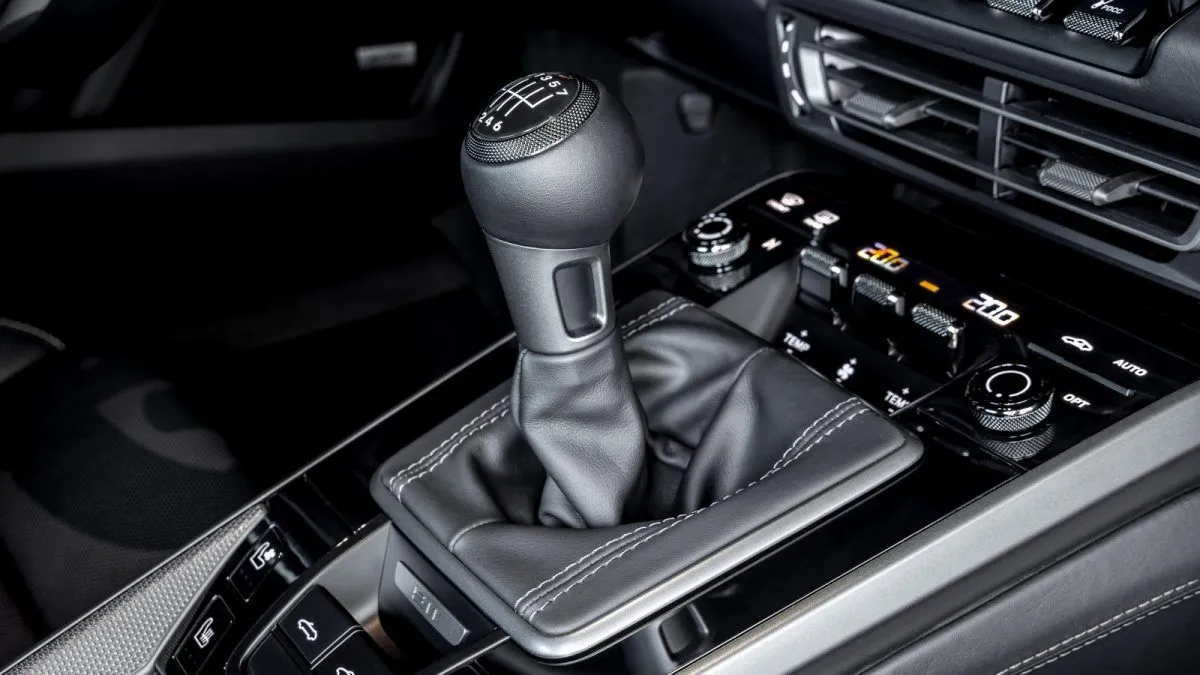 Porsche reinventa il cambio manuale: l'incredibile brevetto «quattro in uno» - HDmotori.it