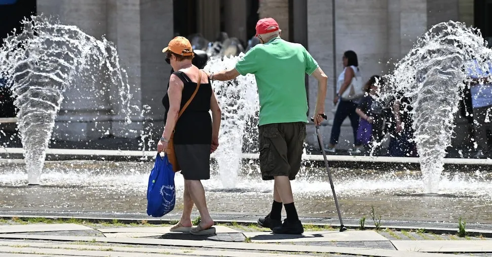 Colpi di calore, mortalità fino all’80%:  cosa fare per tutelare i più fragili