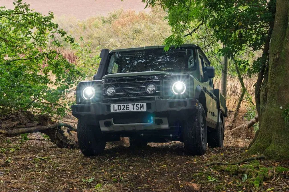 Addio Land Rover, il fuoristrada britannico che ha scalzato dal trono la Defender - HDmotori.it