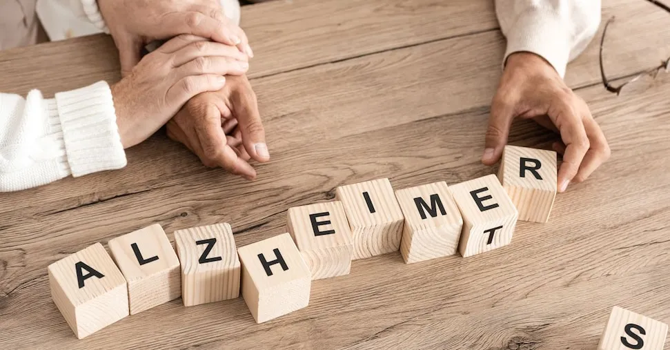 Alzheimer, i «10 segnali sentinella»  e le 158 terapie al test nel mondo