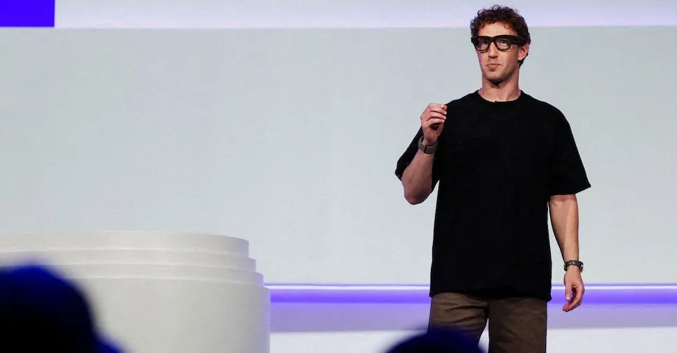 Meta, Zuckerberg voleva sostituire personale con AI (poi ha desistito)