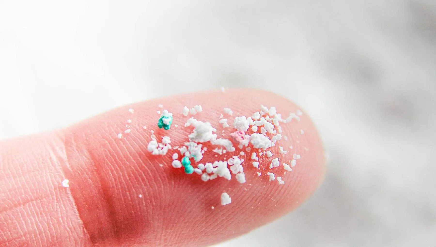 Nei polmoni dei pazienti affetti da tumore ci sono più microplastiche