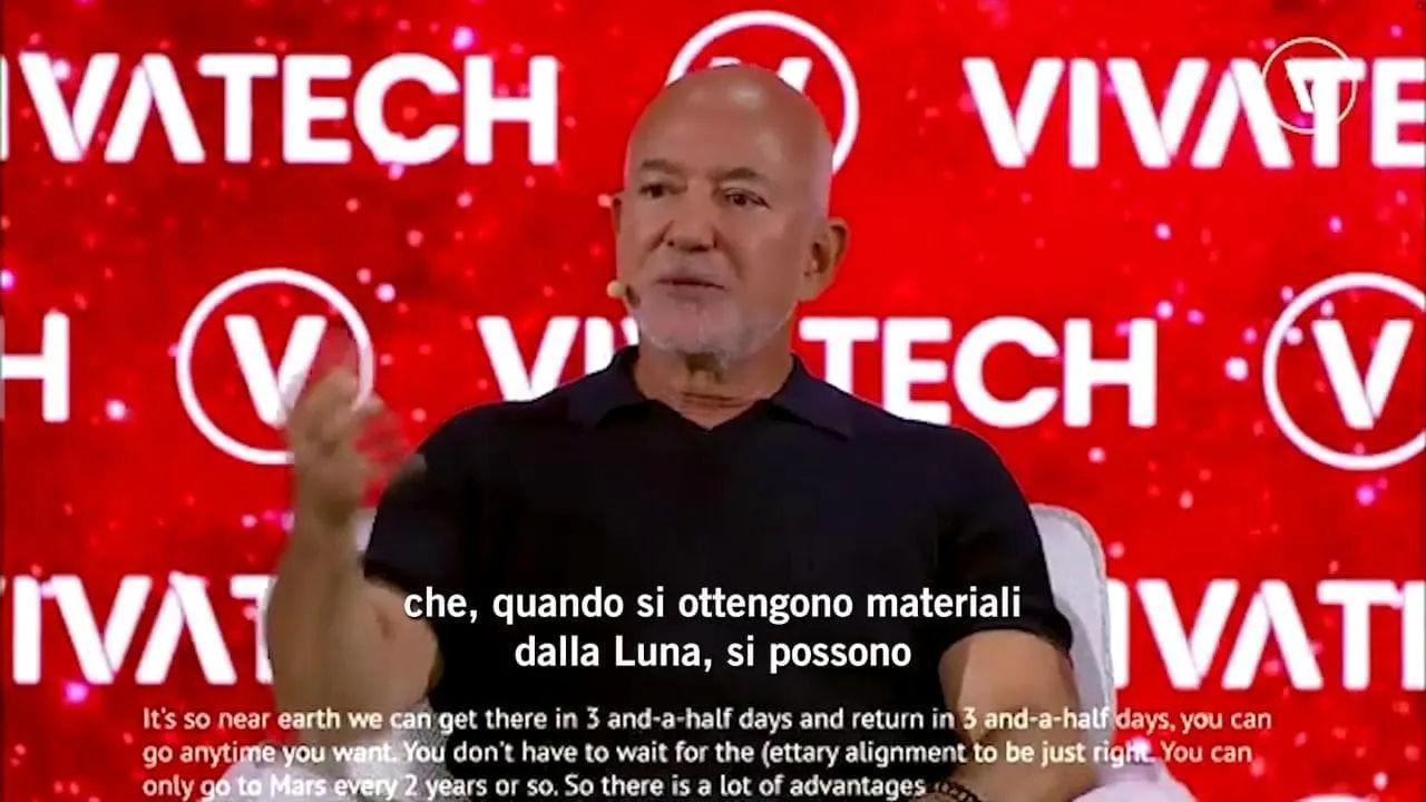 Vivatech, Jeff Bezos: "Puntiamo alla Luna invece di Marte, vi spiego perché"