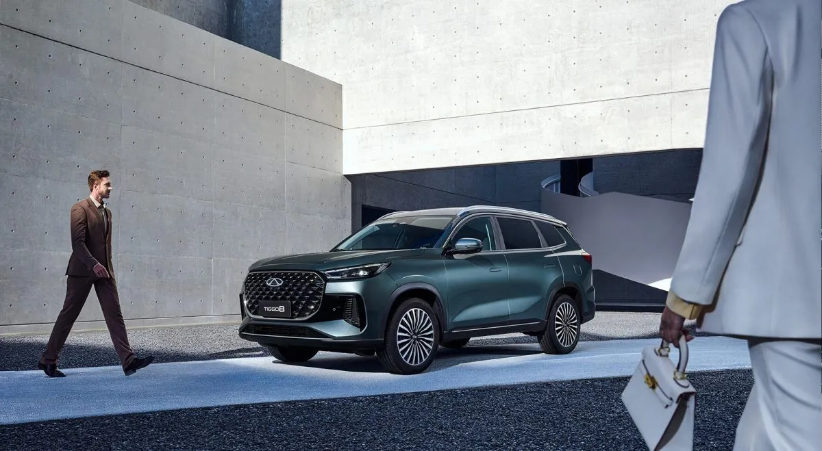 Chery Tiggo 8, ufficiali i prezzi italiani: il SUV a 7 posti parte da 37.800 euro - HDmotori.it