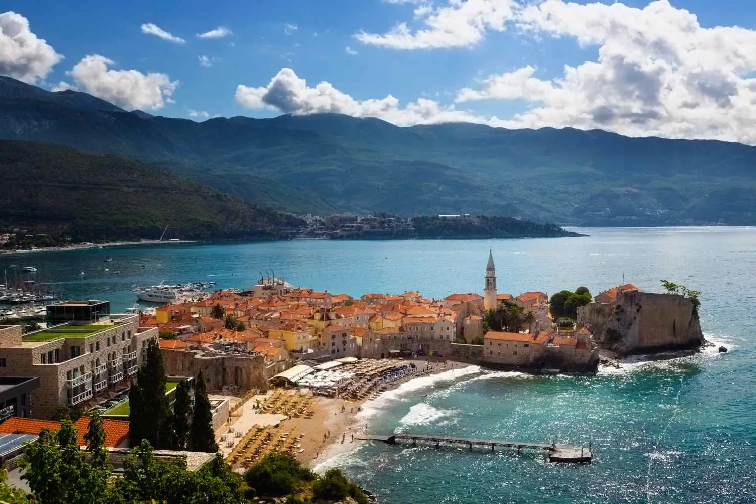 La spiaggia più bella d'Europa per l'estate 2026 non è in Italia o Grecia: la destinazione che ha conquistato il primo posto