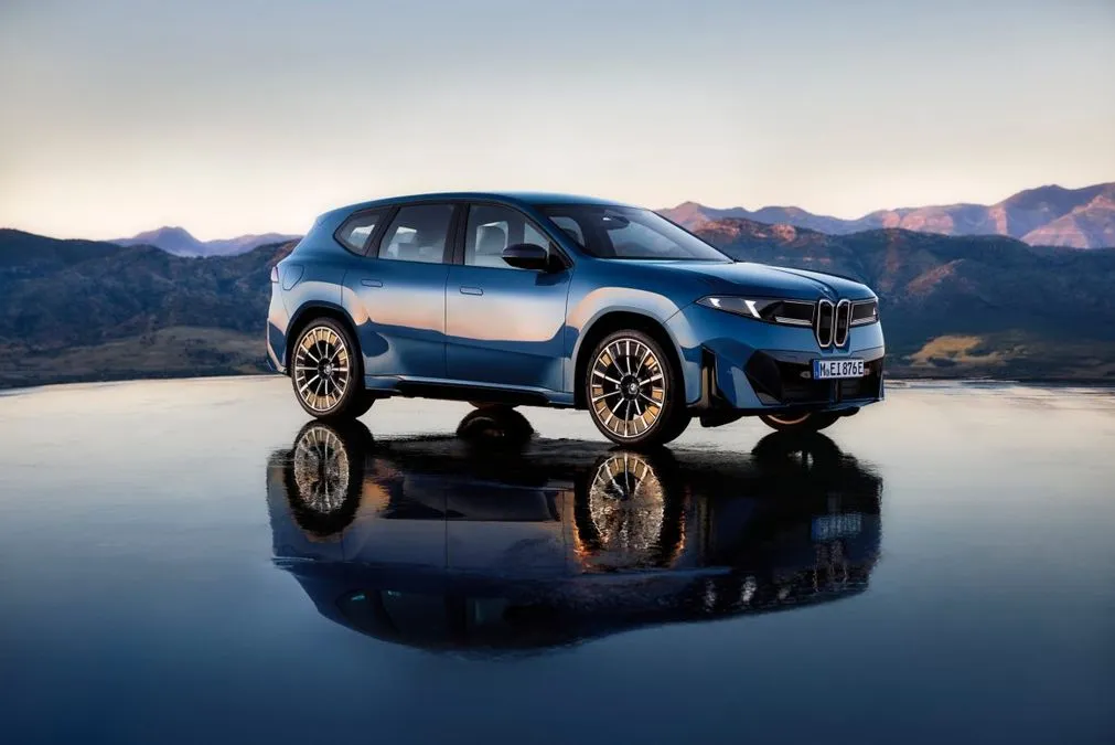 BMW supera 2 milioni di auto elettriche: la Neue Klasse spinge già le vendite - HDmotori.it