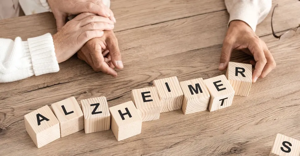 Alzheimer e declino cognitivo: se i salari sono bassi da giovani, sale il rischio da adulti