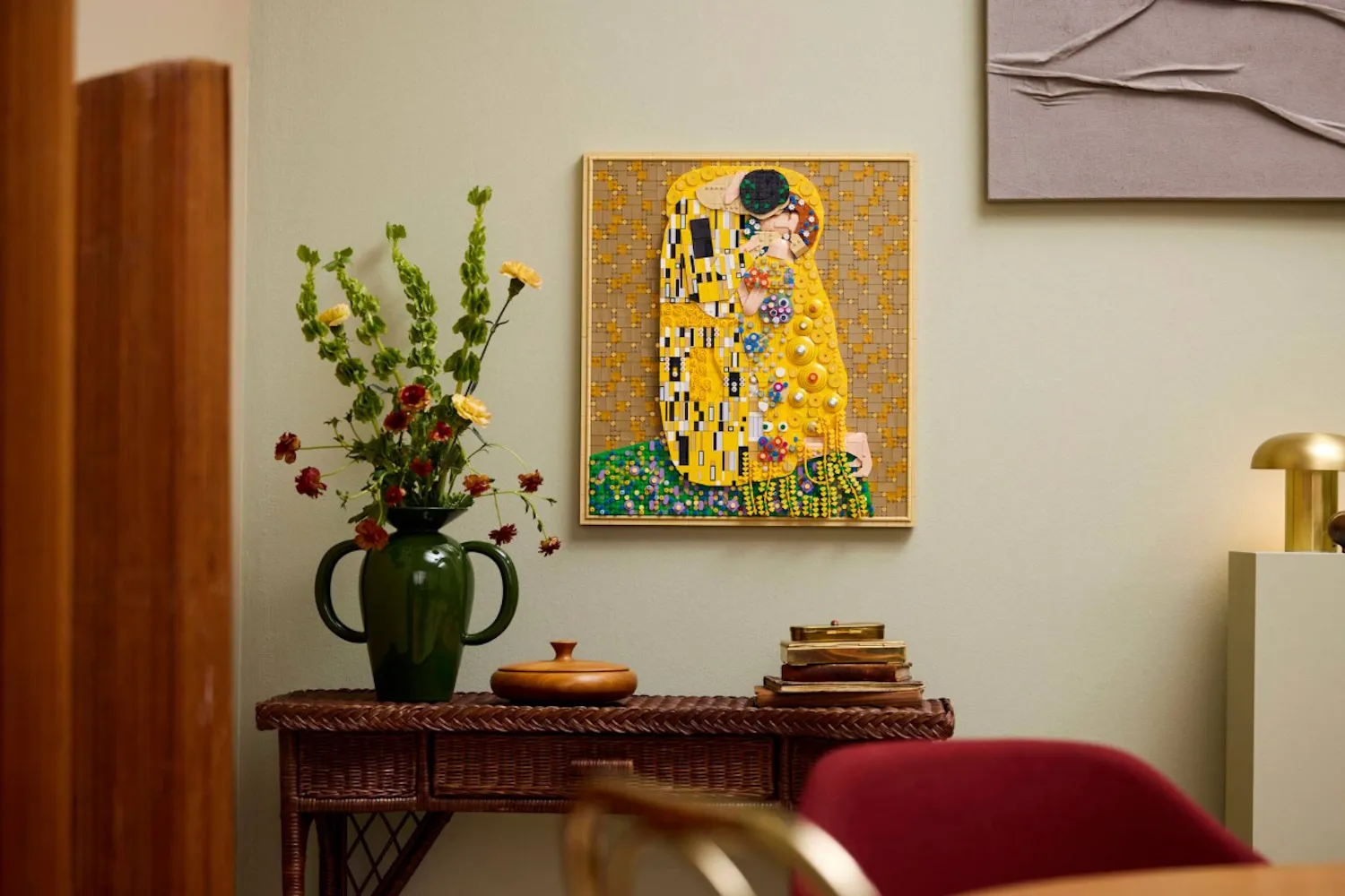 Svelato il più grande Lego Art di sempre, è “Il bacio” di Gustav Klimt ed è stupendo (ma il prezzo non è per tutti)