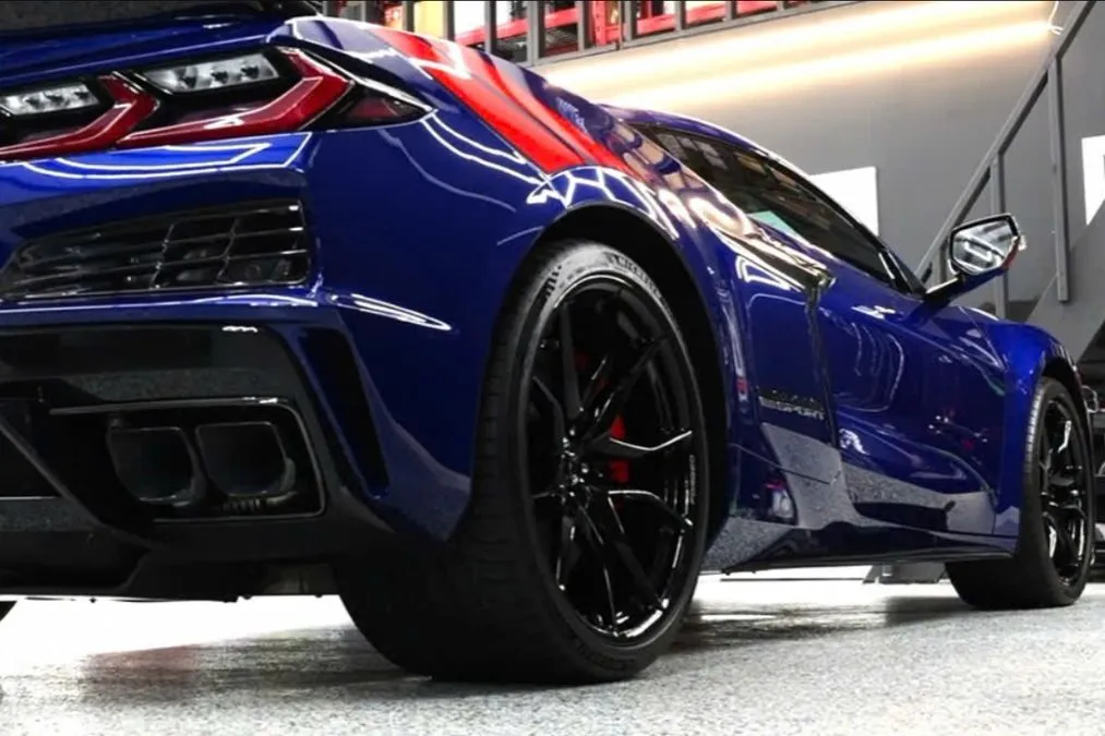 Compra una costosa supercar che si rompe dopo 1,6 km: primo viaggio da incubo - HDmotori.it