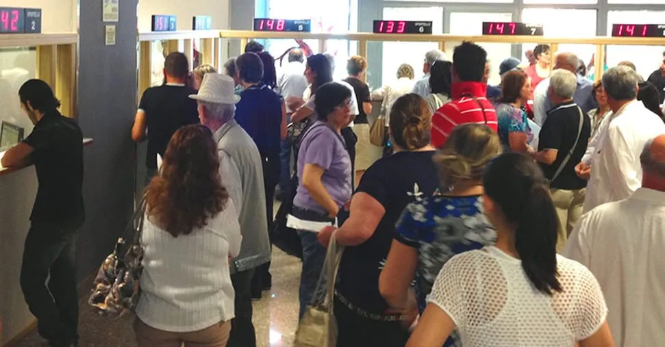 Liste d’attesa: + 2 mln di cure nei tempi ma 4 mln di visite ed esami «fuori»