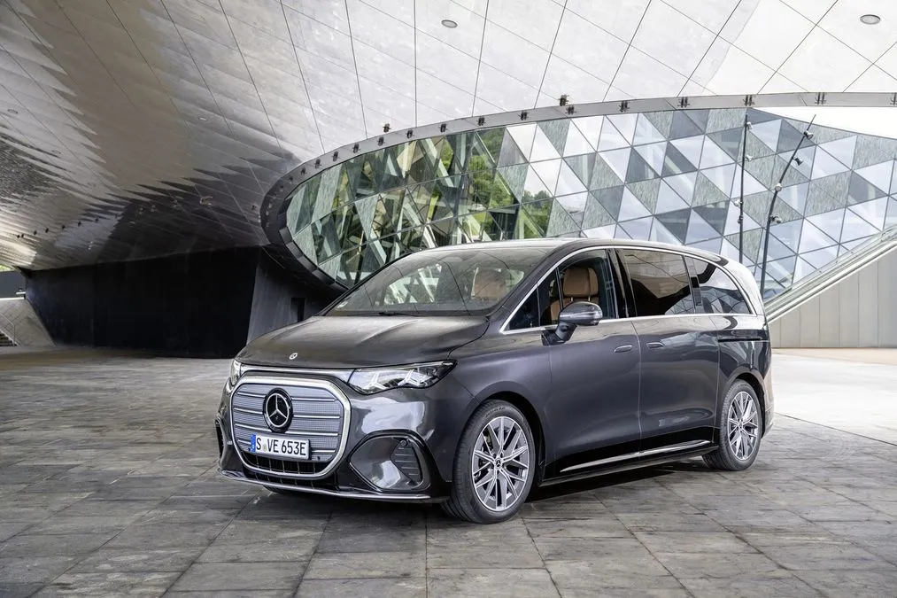 Mercedes VLE: arrivano le versioni AMG Line e AMG Line Plus - HDmotori.it