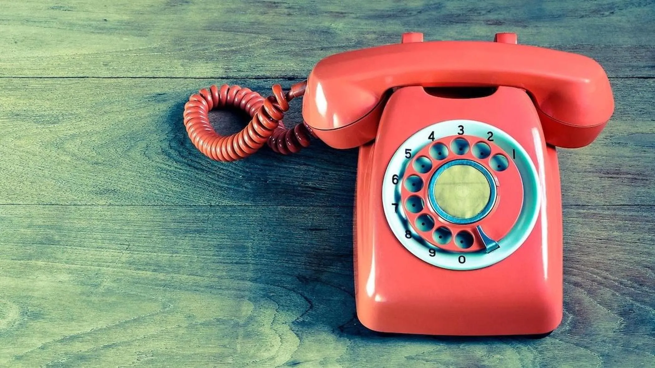Google testa Call for Me, l’IA che telefona ai negozi per conto degli utenti