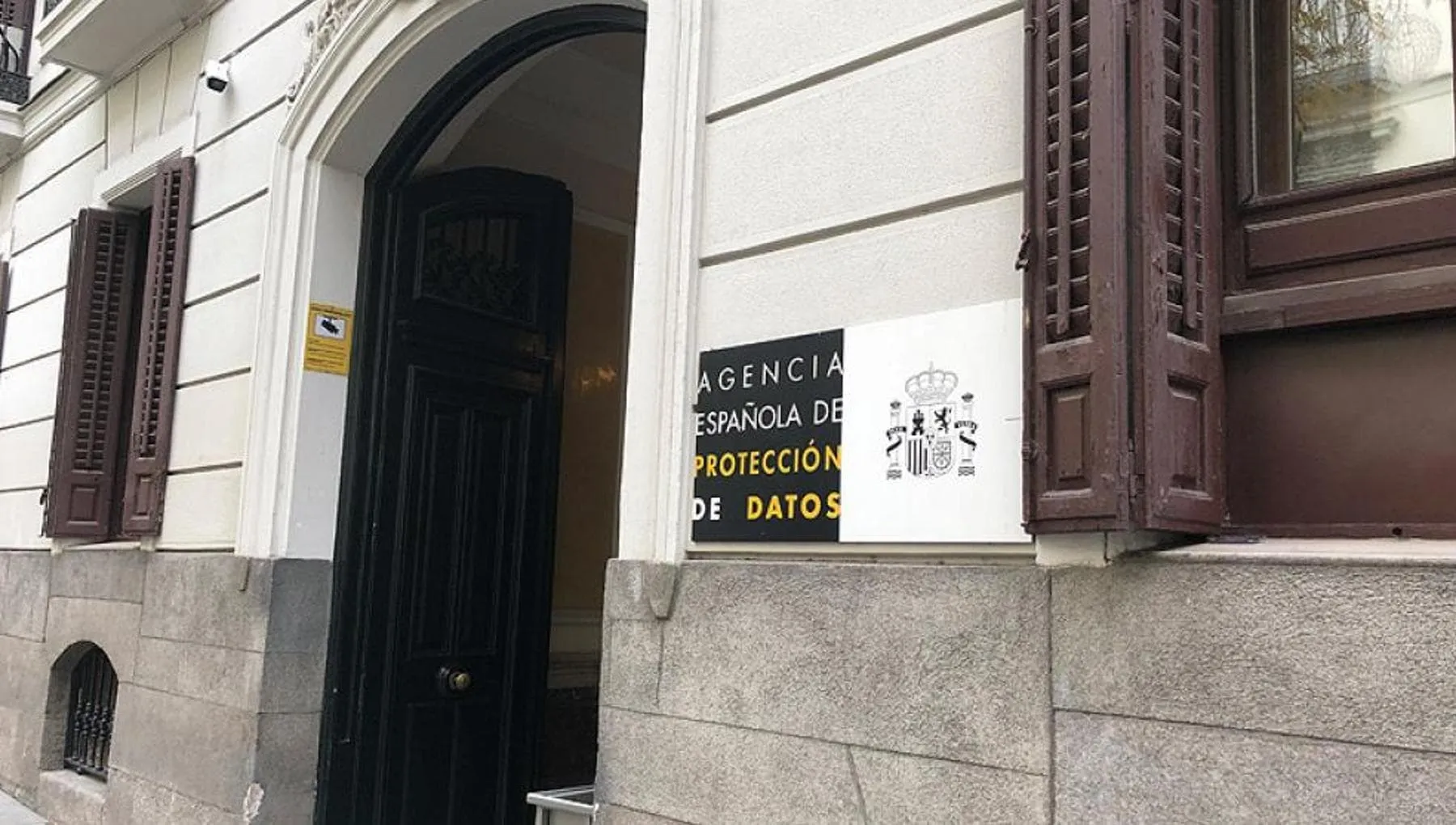 Agente IA viola i dati di un’azienda. Primo caso confermato in Spagna
