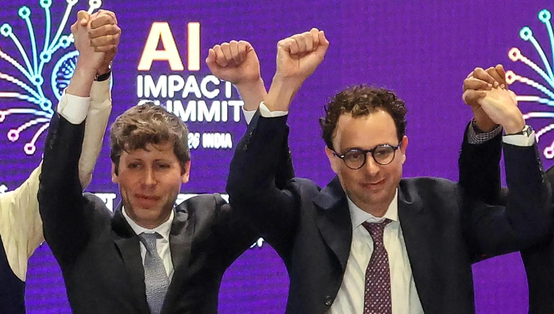 OpenAI e Anthropic incapaci di rallentare: arrivano Gpt-6 e Opus 5.5, modelli più potenti e autonomi