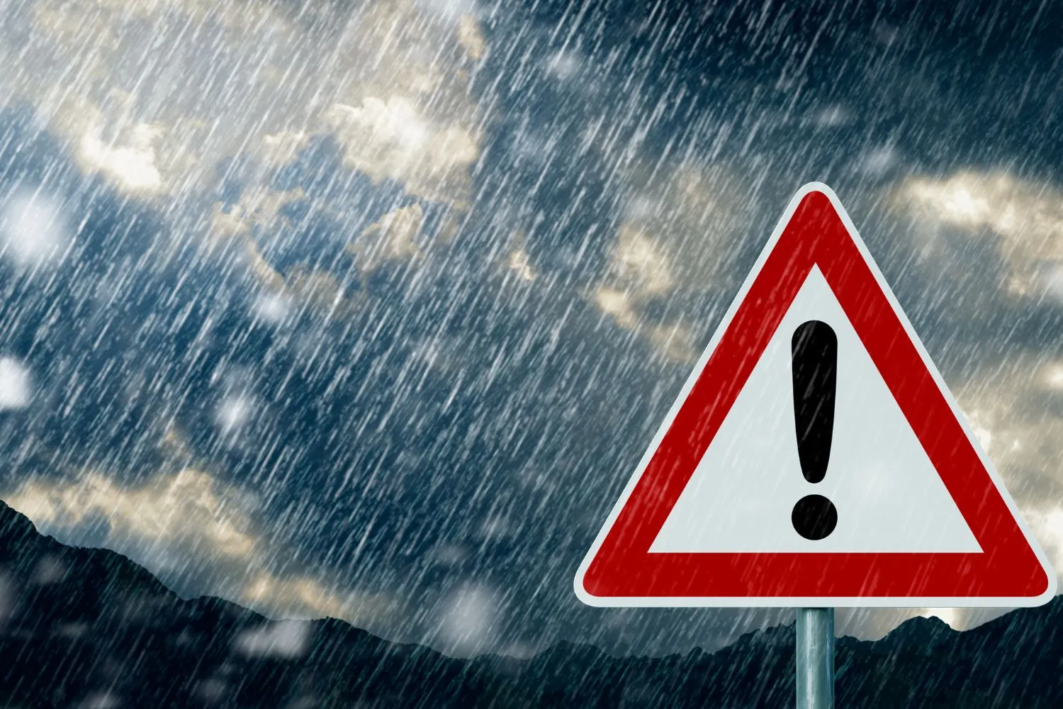 Allerta meteo arancione in Toscana e gialla in undici regioni: dopo i temporali, nel weekend torna il sole