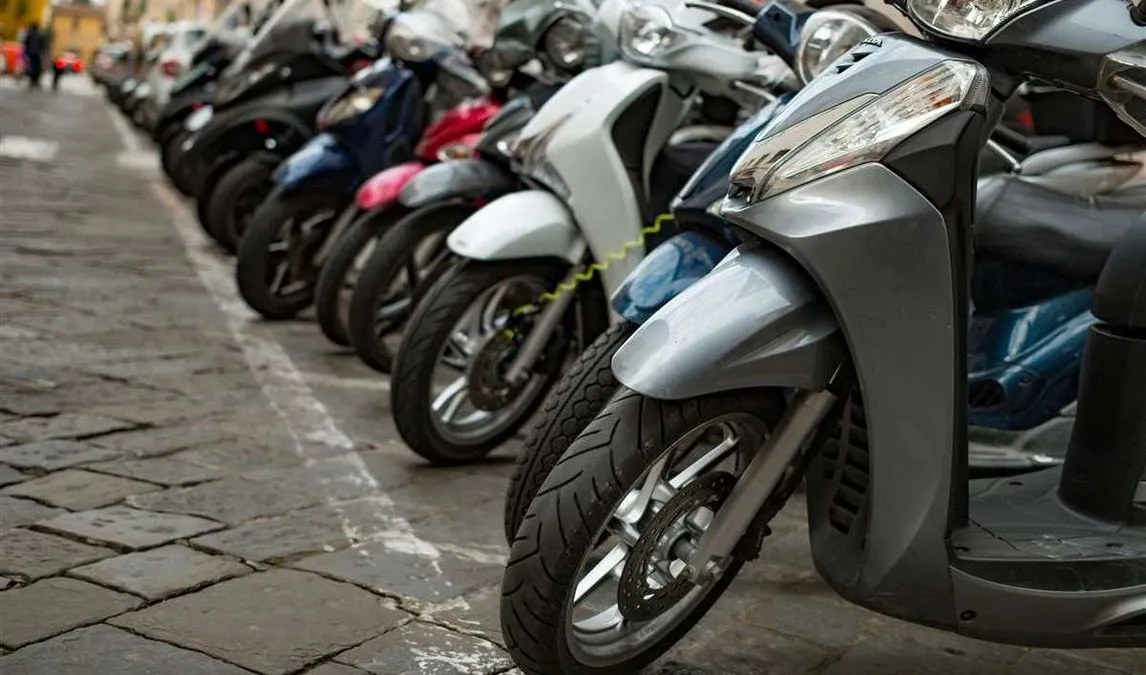Il mercato delle due ruote corre con gli scooter: i dati di agosto 2026 - HDmotori.it