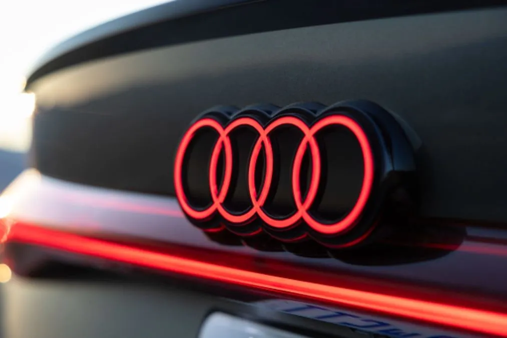 Audi, la prima RS Q5 è già su strada: paparazzata con parafanghi allargati - HDmotori.it