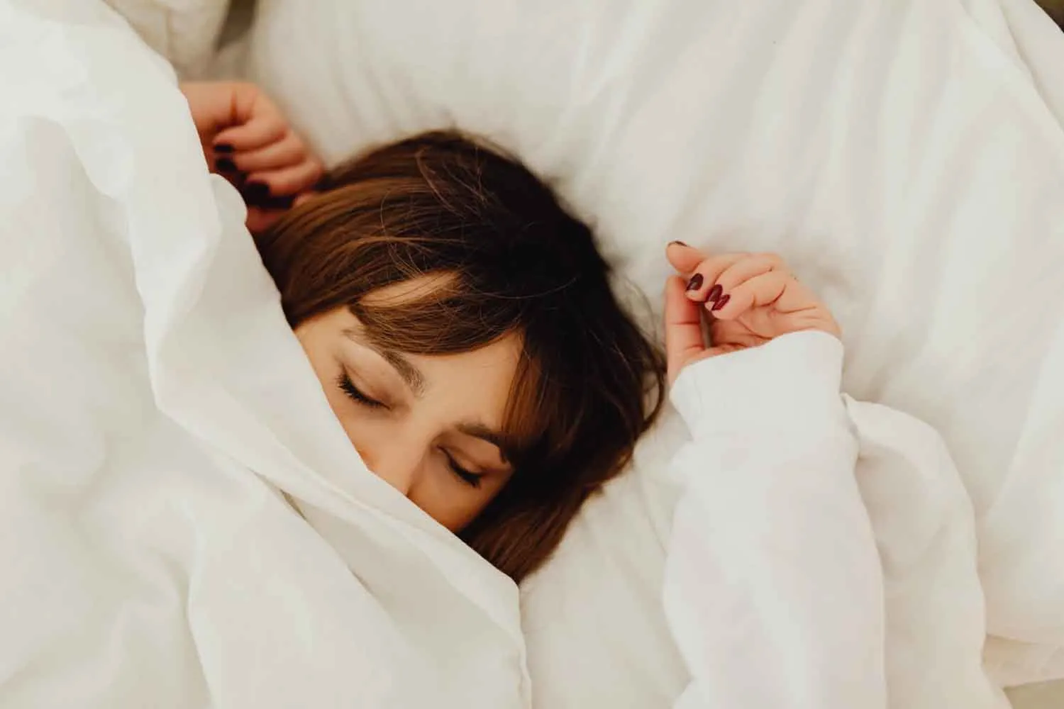 Dormire di più durante il week end fa davvero recuperare il sonno perso?