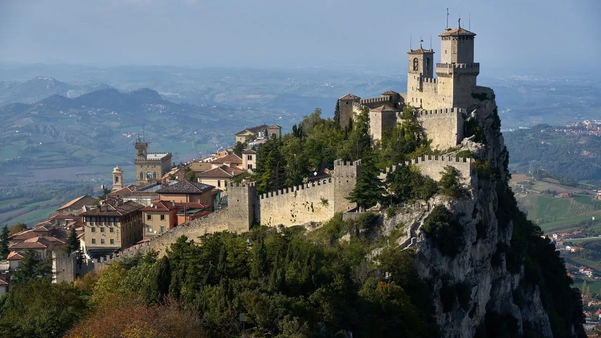 Caro carburanti: a San Marino è corsa al pieno - HDmotori.it