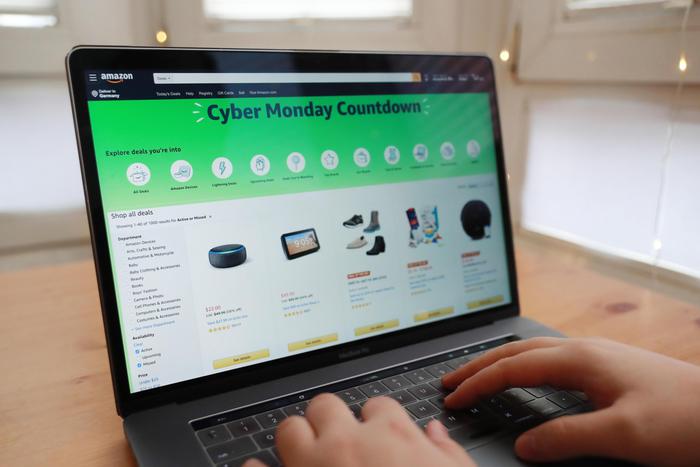 L'e-commerce in Italia vale 54 miliardi nel 2023 - Hi-tech