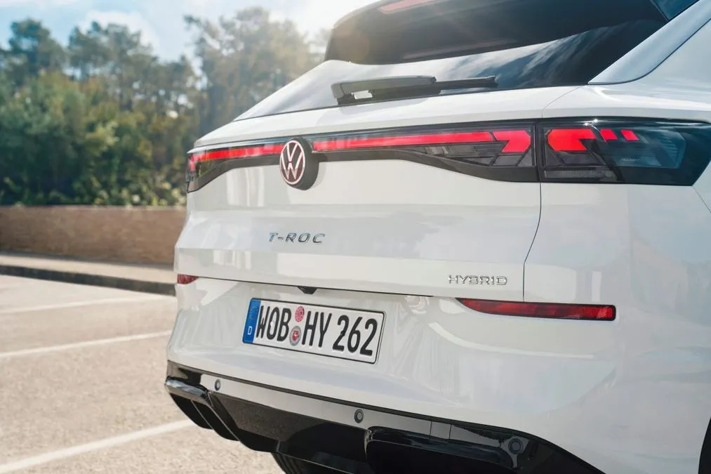 Volkswagen T-Roc Full Hybrid, Porte Aperte il 24 e 25 ottobre: in offerta da 30.500 euro - HDmotori.it