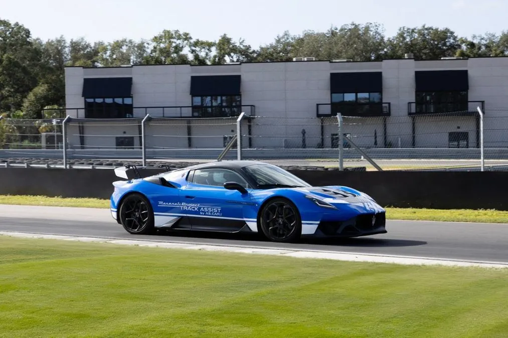 Maserati Corse presenta il Track Assist by AS.CAR.I: il digital trainer per la guida in pista - HDmotori.it
