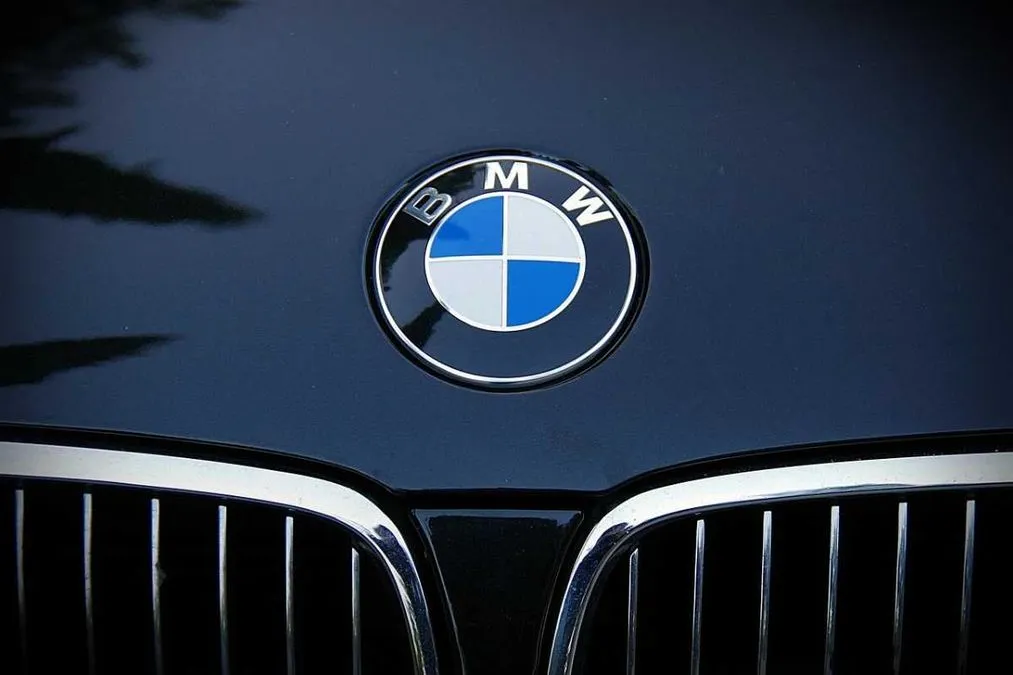 BMW: cancellato il fuoristrada "anti Classe G" - HDmotori.it