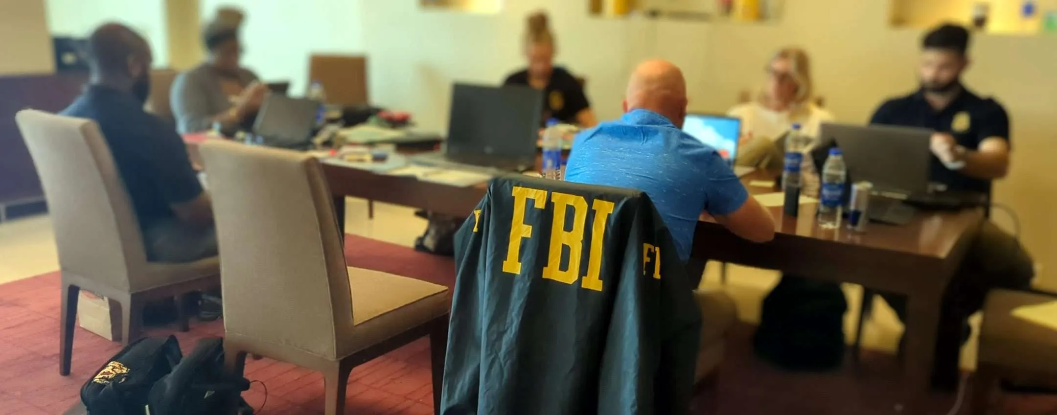 ShinyHunters ha rubato i dati di tutti i dipendenti dell'FBI
