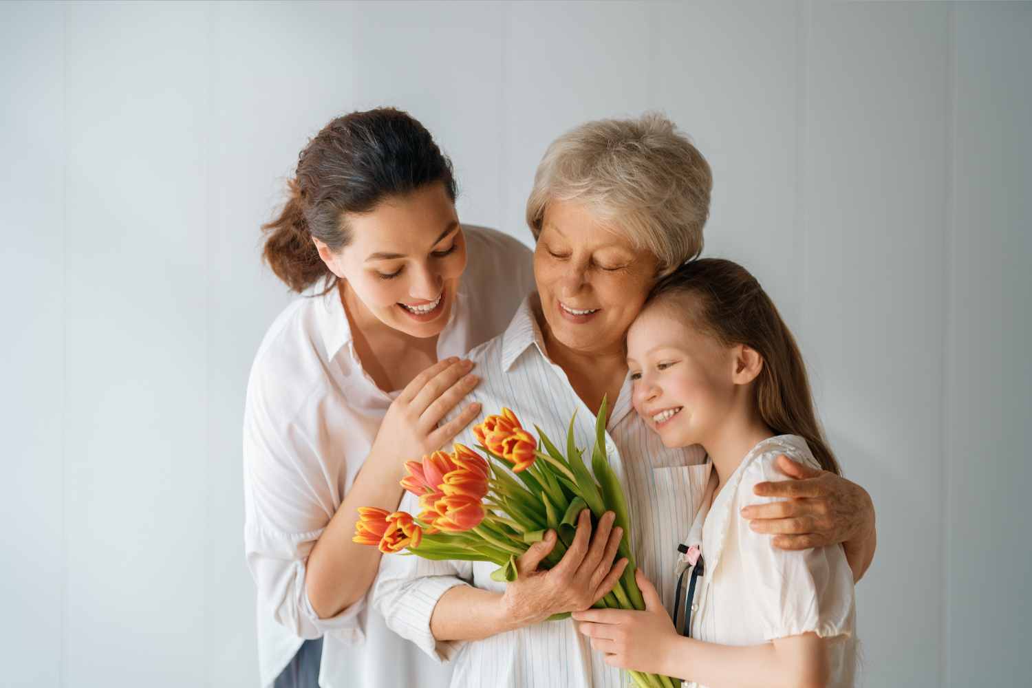 Frasi, immagini e gif per la festa della mamma 2026: le più belle da condividere