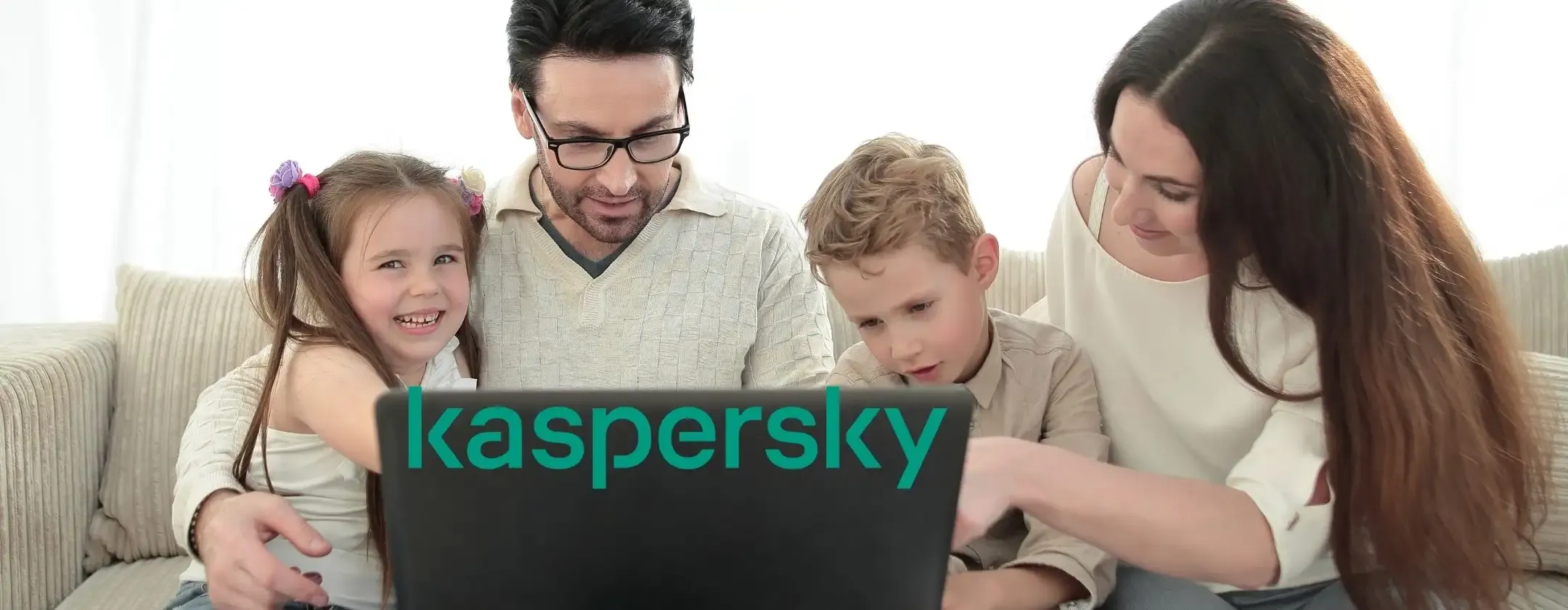Risparmia fino al 64% affidando sicurezza e privacy a Kaspersky