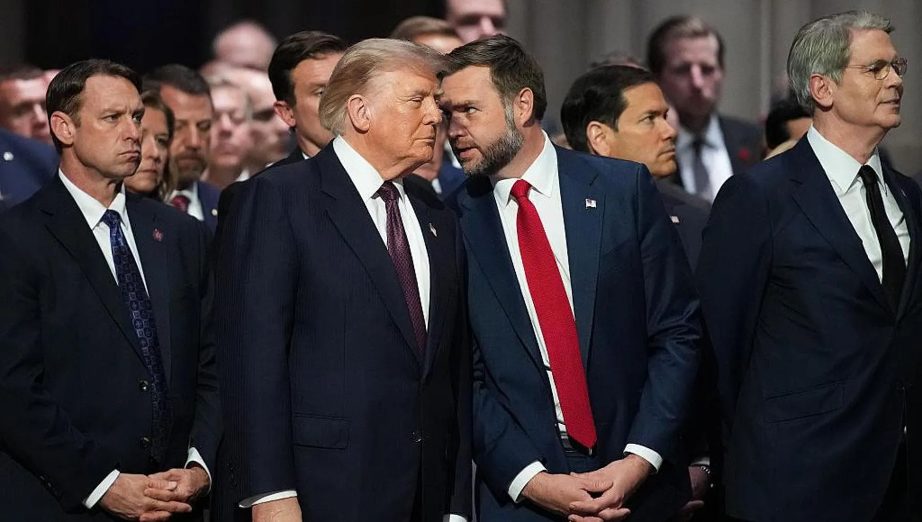 Per JD Vance l’IA è “satanica” e il dibattito spacca in due la Casa Bianca