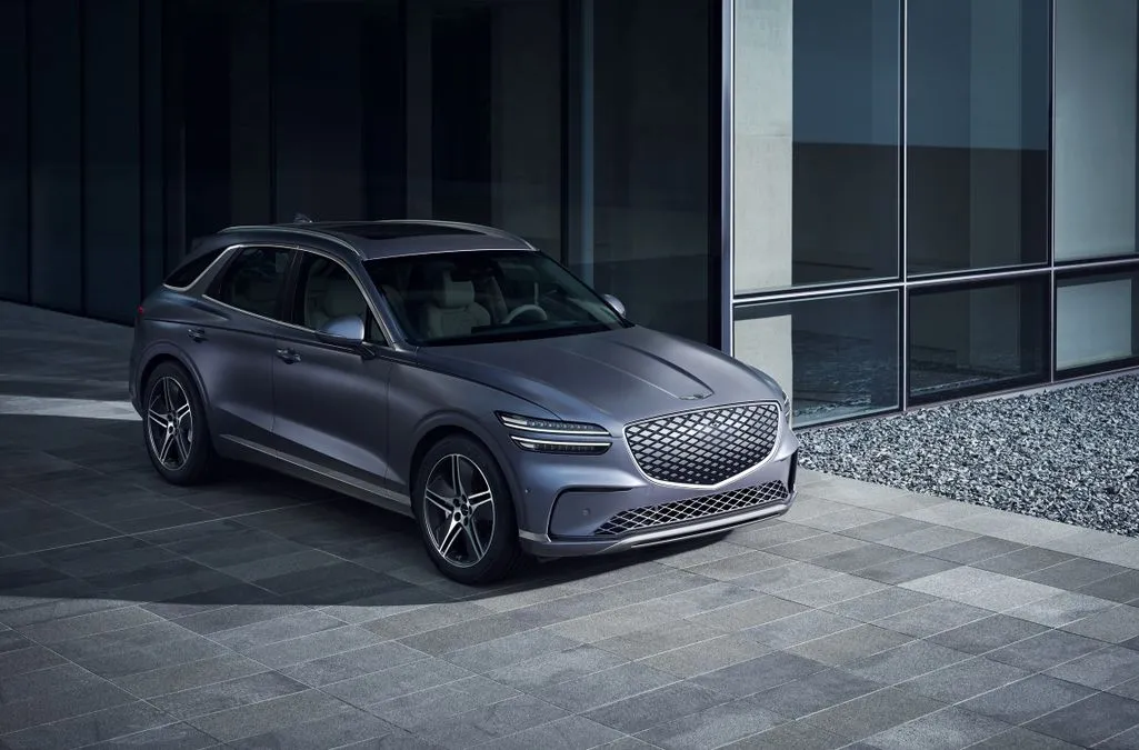Genesis sfida i SUV premium con Electrified GV70: lusso, tecnologia e 490 CV - HDmotori.it